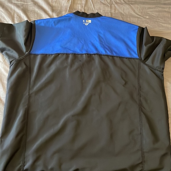 NEW ERA HALF ZIP SHIRT - Picture 3 of 3